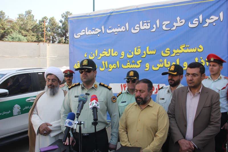 پاکسازی نقاط آلوده در شهرستان ساوجبلاغ